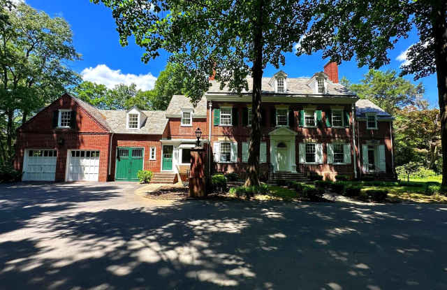233 WALKER ROAD