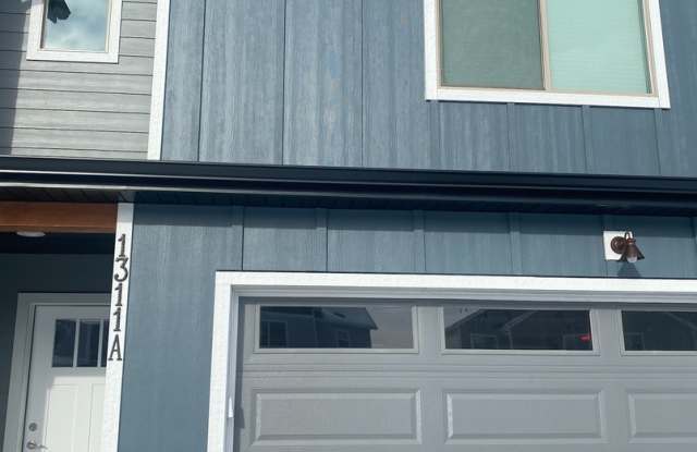 Spacious 3 Bedroom Townhome