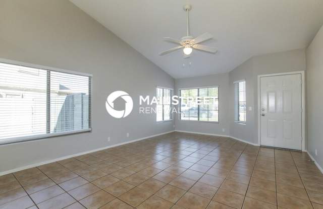 6653 North 84th Lane