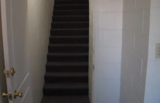 1011 Royal Gorge Blvd Ste C