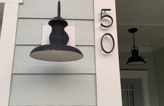 50 Grande Pointe Drive N