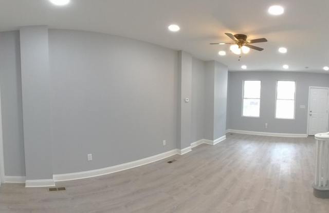 3827 N FAIRHILL STREET