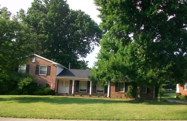 1127 Athenia Dr - 1127 Athenia Drive, Lexington, KY 40504