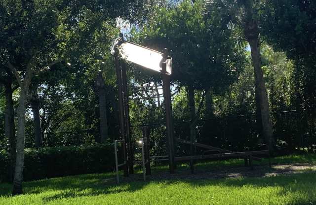 3005 Northwest 30th Avenue