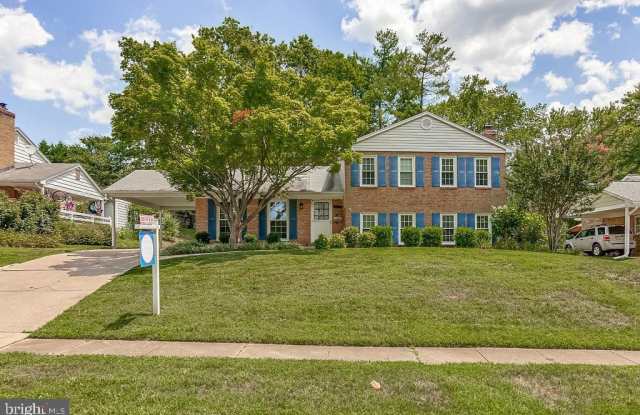 8815 LINTON LANE - 8815 Linton Lane, Fort Hunt, VA 22308