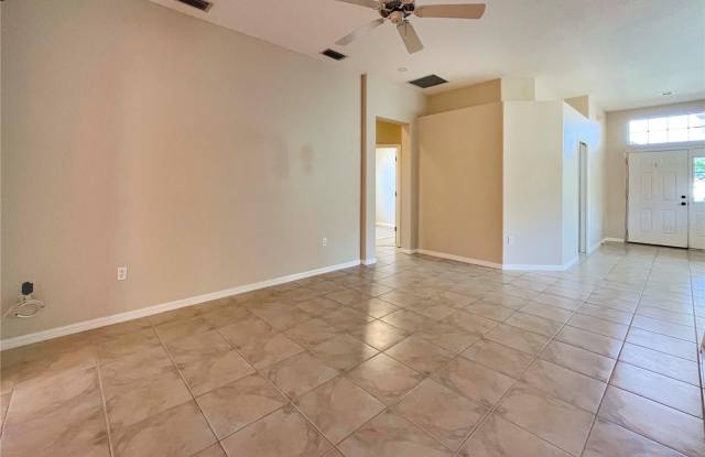 1782 SUMMER BREEZE WAY