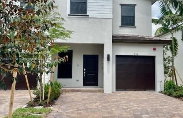 238 SW 159th Ct - 238 Southwest 159th Drive, Pembroke Pines, FL 33027