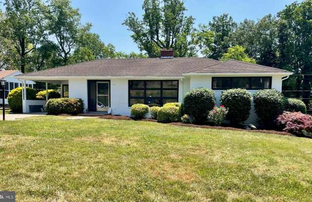 9409 DAWN DRIVE