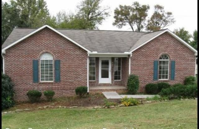 425 Hiddenbrook Lane - 425 Hiddenbrook Lane, Maryville, TN 37804