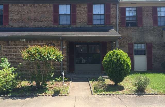 365 Deputy Lane Unit #D- Newport News, VA- Available NOW