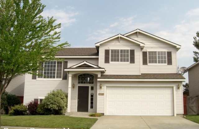 2045 W. Rousseau Dr