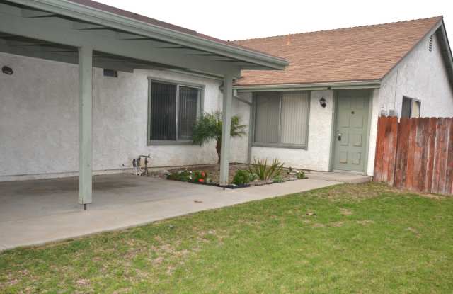 2BED/1.5BATH Condo in Camarillo ( Mission Oaks) - 5307 Hidalgo Street, Camarillo, CA 93012