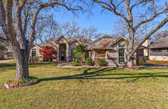 Photo of 8918 N Longwood Drive