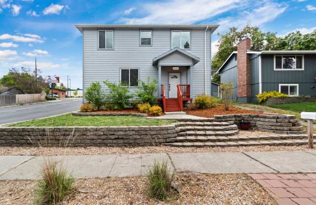 3164 East 16th Avenue