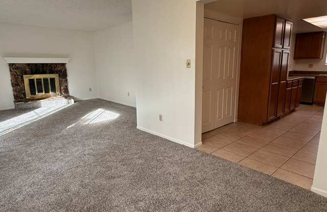 1191 Rayburn Drive - Charming 3-Bedroom Condo in Northwest Reno!