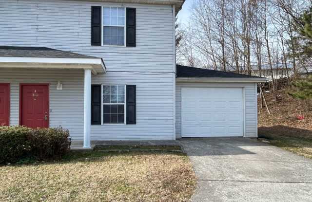 303 Willow Greene Dr, Morristown, TN 37814
