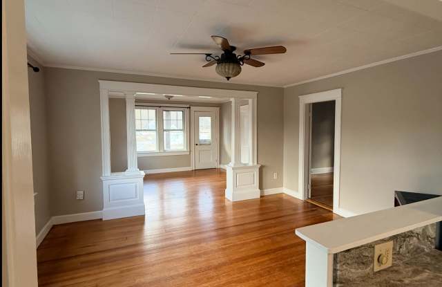 Photo of 260 Providence Rd