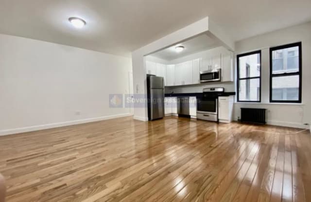 121 Bennett Avenue - 121 Bennett Ave, New York City, NY 10033