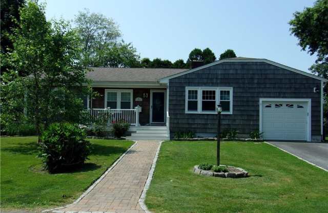 41 Dudley Avenue