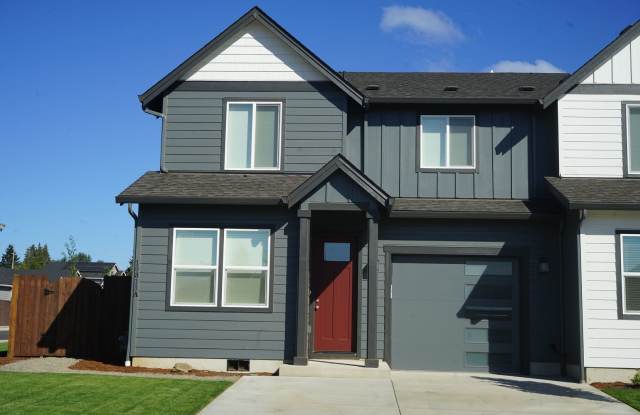 BRAND NEW Prairie Commons Luxury Townhome for Lease - 10813 NE 121st Ave Unit A - 10813 Northeast 121st Avenue, Orchards, WA 98682