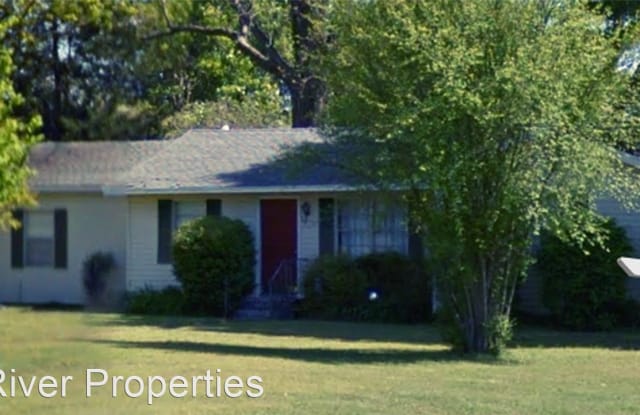 300 Riley St - 300 Riley Street, Hernando, MS 38632