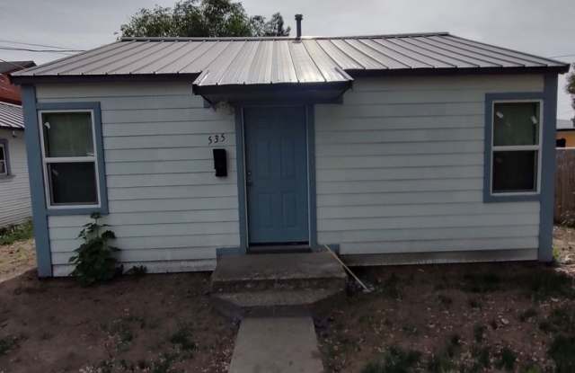 1 Bedroom 1 Bath House