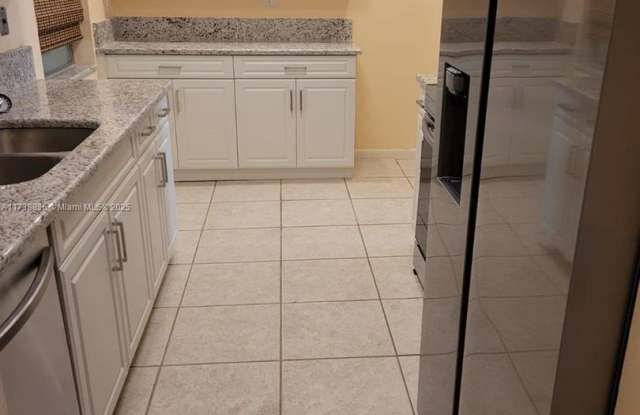 9039 NW 21st Court, Coral Springs, FL 33071