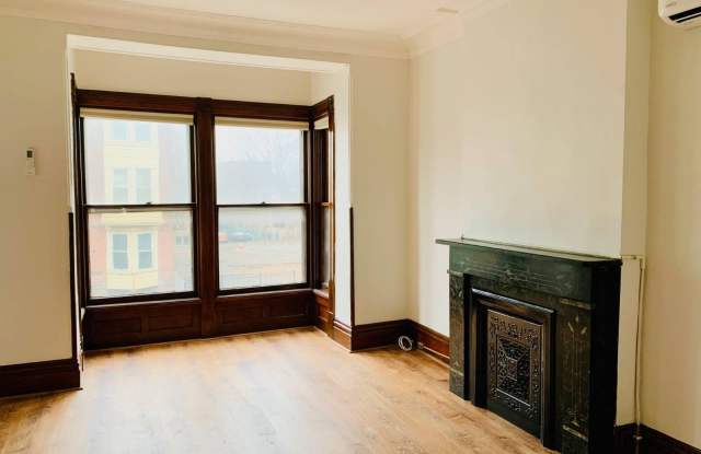326 Third St