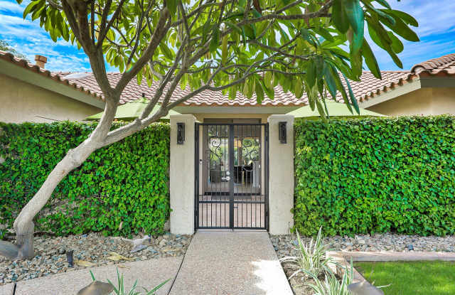 Photo of 48721 Santa Ursula Street