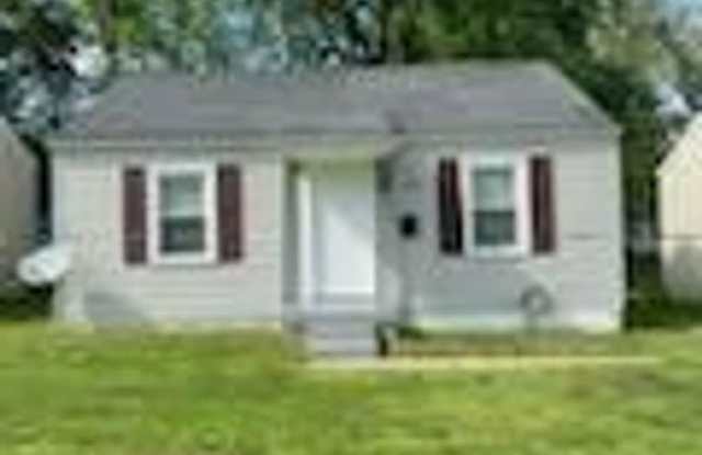 Ranch home with 2 bedrooms and 1 bath - 2639 Olive Street, Louisville, KY 40210