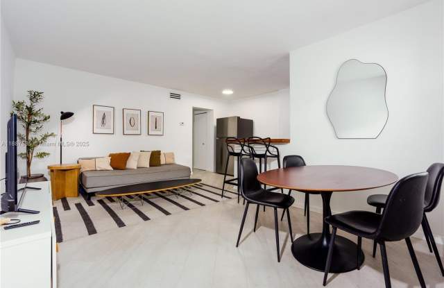 Photo of 525 Meridian Ave