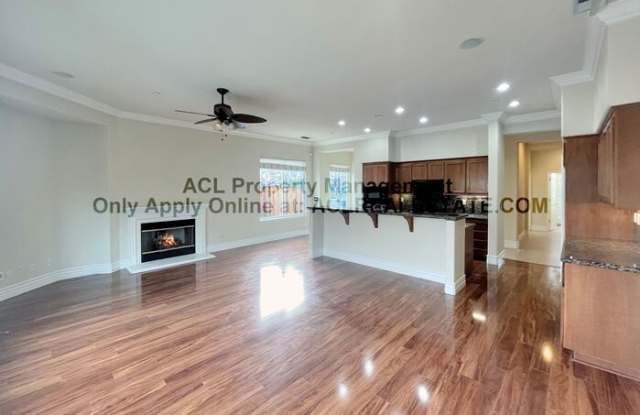 Photo of 880 Inverness Court