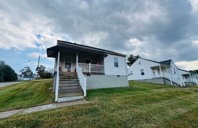 2 Bedroom, 1 Bath House