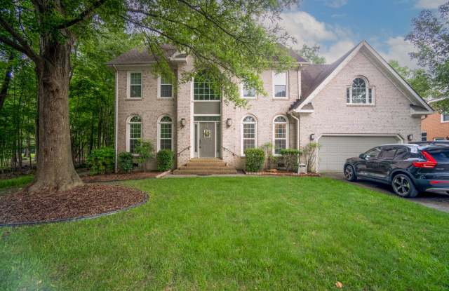 821 Loch Island Drive
