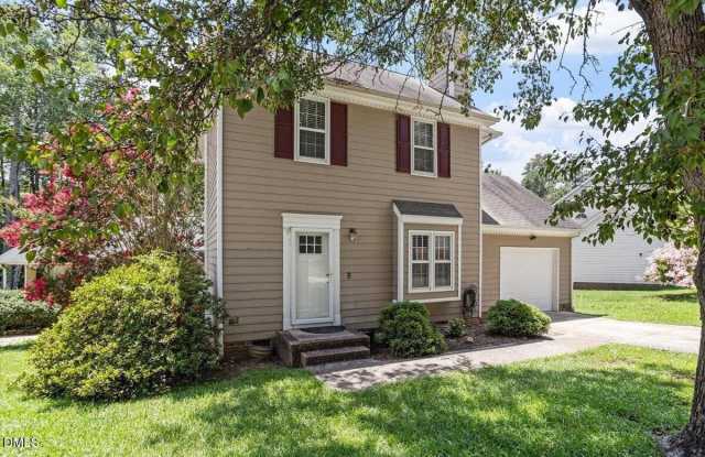 302 Wax Myrtle Court