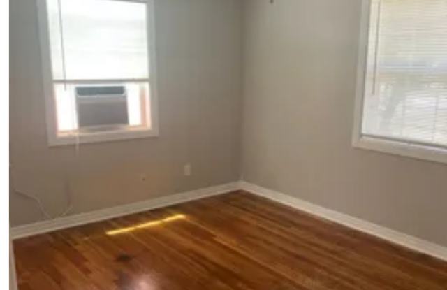 4415 South Travis Street