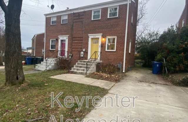 117 S Iris St