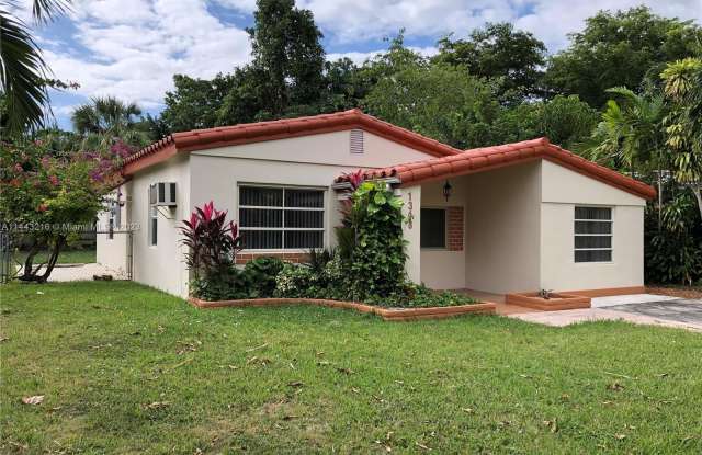 1348 NE 182nd St - 1348 Northeast 182nd Street, North Miami Beach, FL 33162