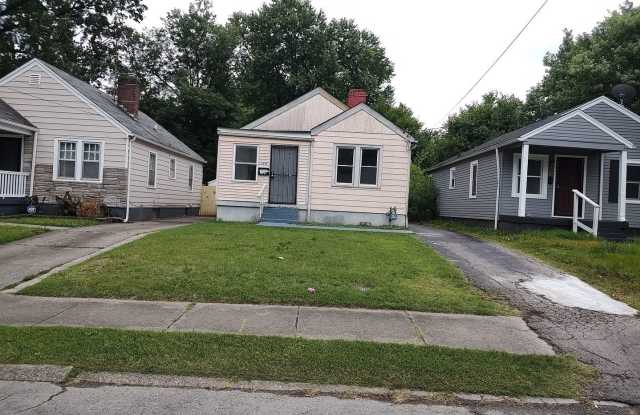 1546 Clara Ave - 1546 Clara Avenue, Louisville, KY 40215