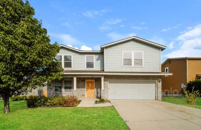 3219 Crested Creek Dr