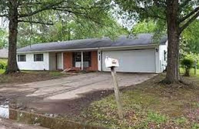 1035 Fairway Street - 1035 Fairway Street, Jackson, MS 39212