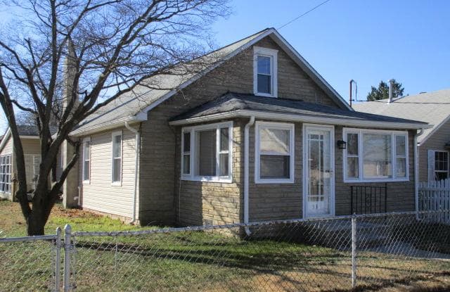 53 HARDING AVENUE - 53 Harding Avenue, Pennsville, NJ 08070