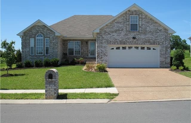 637 Community Ct - 637 Community Court, Gallatin, TN 37066