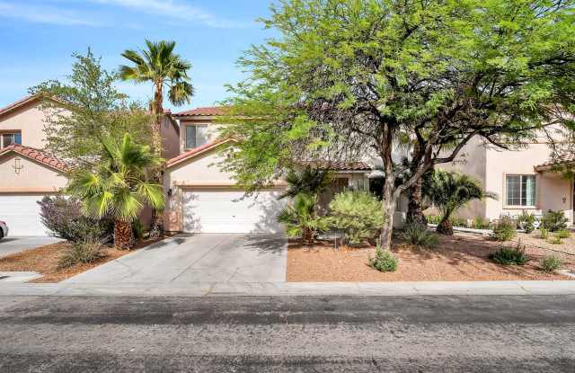 Southern Highlands Beauty with Expansive Loft & Designer Upgrades!