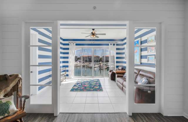 10 Harbour Isle Drive