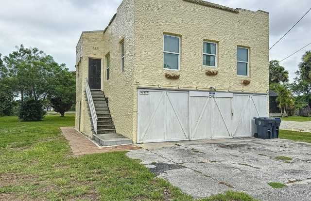 4345 Mount Vernon Avenue