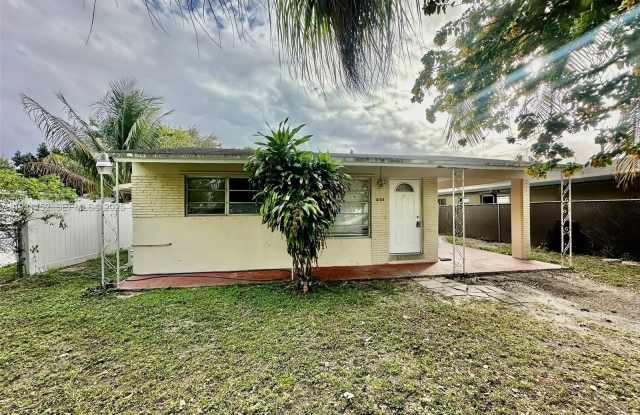 Photo of 6154 Flagler St