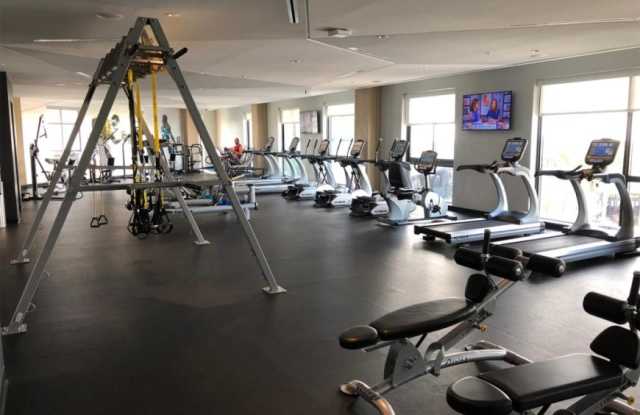 2753 Northwest 87th Ave.