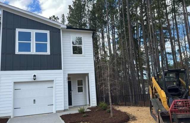 2210 Titanium Rock Road