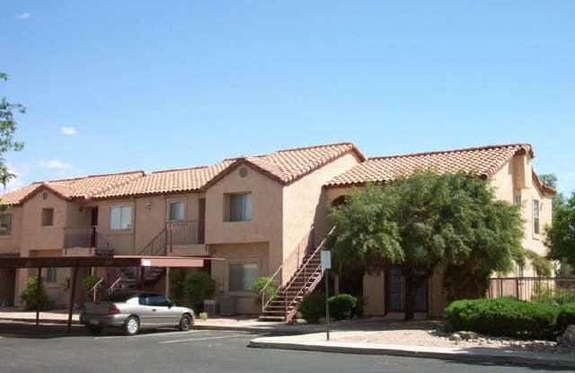 653 W Guadalupe Rd Unit 2016 - 653 West Guadalupe Road, Mesa, AZ 85210